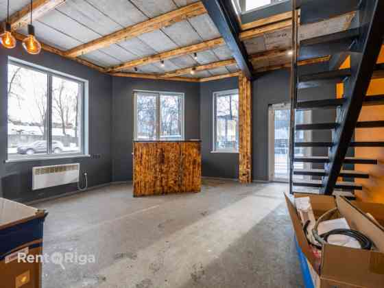 Сдаются складские и офисные помещения на улице Дунтес 11  В долгосрочную аренду Rīga