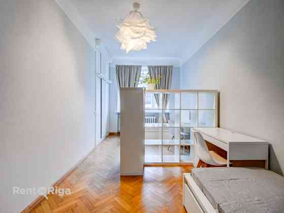 Сдаётся меблированная 3-комнатная квартира в центре Риги.  В квартире недавно был Рига