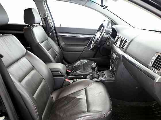 Opel Vectra Luxury Facelift 2.2 114kW Tallina