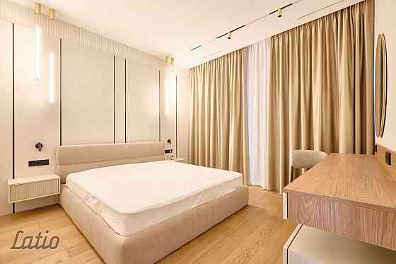 Izīrē ilgtermiņā plašu un gaišu tikko pabeigtu trīs istabu dzīvokli jaunajā projektā Lofts&Rosegold  Рига