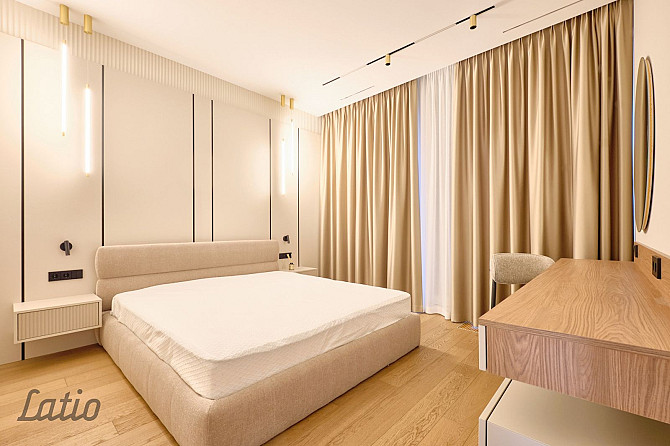 Izīrē ilgtermiņā plašu un gaišu tikko pabeigtu trīs istabu dzīvokli jaunajā projektā Rīga - foto 5