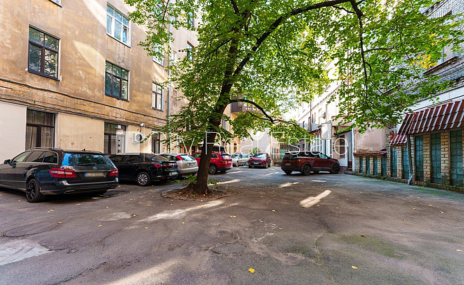 Pagalma māja, slēgts pagalms, logi vērsti mājas abās pusēs, istabas izolētas 2 gab., Rīga - foto 14