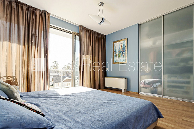 Labiekārtots apzaļumots pagalms, pazemes autostāvvieta, pagalmā bērnu spēļu laukums, divas Jūrmala - foto 7