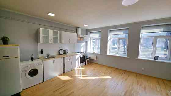 Dzīvokļa video tūri var noskatīties, nospiežot uz mājas lapas sludinājuma lejas daļā. Jauns... Rīga