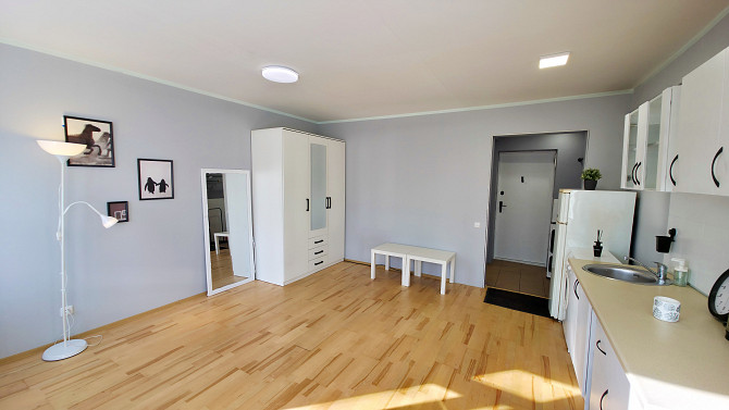 Dzīvokļa video tūri var noskatīties, nospiežot uz mājas lapas sludinājuma lejas daļā.
Jauns... Rīga - foto 3