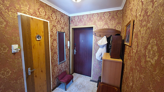 Dzīvokļa video tūri var noskatīties, nospiežot uz mājas lapas sludinājuma lejas daļā.
Pārdodam... Rīga - foto 7