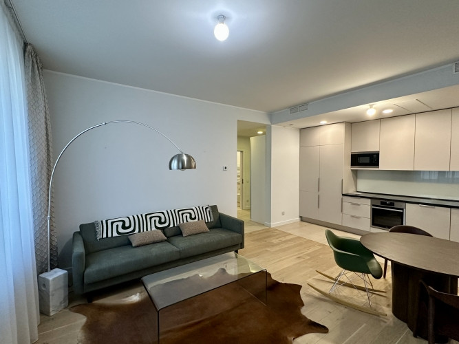 Tiek izīrēts mēbelēts, aprīkots 2-istabu dzīvoklis Strēlnieku un Alberta ielu krustojumā. Rīga - foto 5