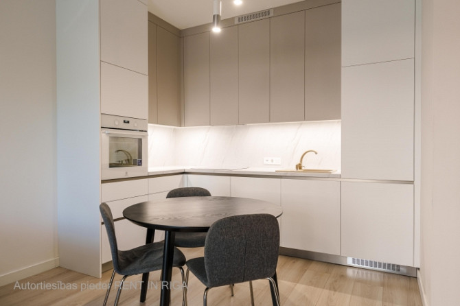 Piedāvājam īrēt 50m2 dzīvokli Duntes Zīles projektā no attīstītāja MERKS. Augsts pirmais Rīga - foto 8