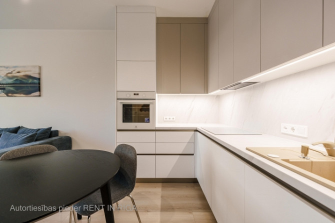 Piedāvājam īrēt 50m2 dzīvokli Duntes Zīles projektā no attīstītāja MERKS. Augsts pirmais Rīga - foto 9