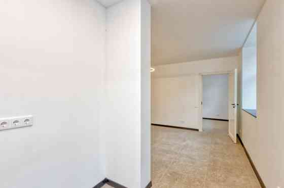 Продается отремонтированная 3-комнатная квартира в центре Риги (1 изолированная Rīga