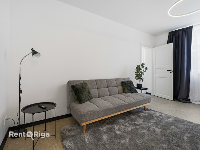 Tiek pārdots renovēts 3-istabu dzīvoklis Rīgas centrā (1 izolēta istaba). Dzīvoklis Rīga - foto 16