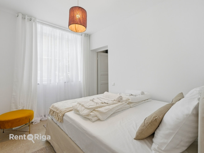 Tiek pārdots renovēts 3-istabu dzīvoklis Rīgas centrā (1 izolēta istaba). Dzīvoklis Rīga - foto 17