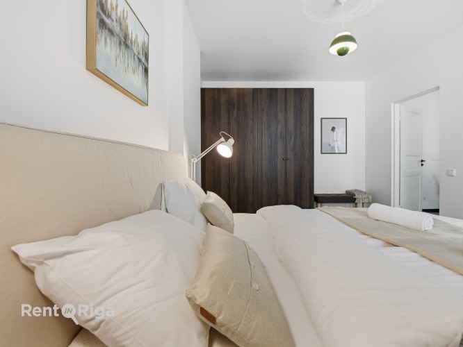 Tiek pārdots renovēts 2-istabu dzīvoklis Rīgas centrā. Dzīvoklis pārdodas ar kvalitatīvu Rīga - foto 17