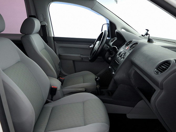 Volkswagen Caddy Kombi Life 2.0 80kW Tallina - foto 6