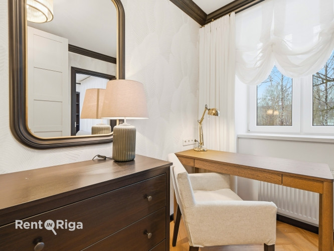 Tiek izīrēts stilīgs un mājīgs 2-istabu dzīvoklis Mežaparkā. Interjers veidots Rīga - foto 9