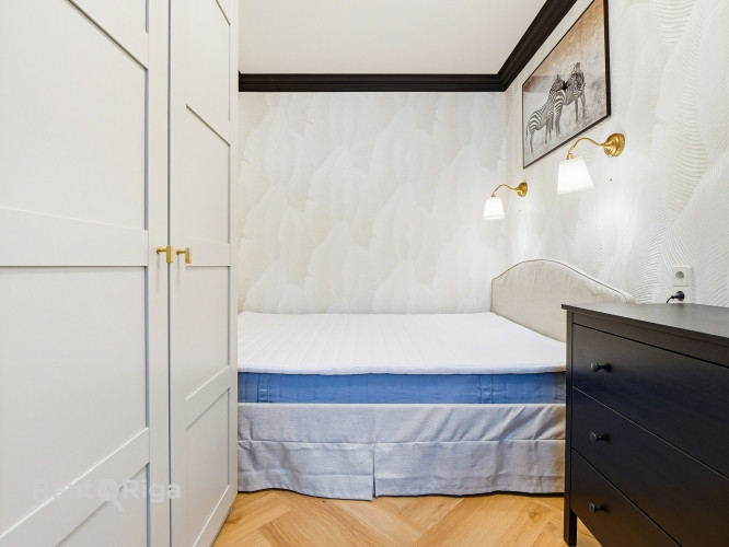 Tiek izīrēts stilīgs un mājīgs 2-istabu dzīvoklis Mežaparkā. Interjers veidots Rīga - foto 6