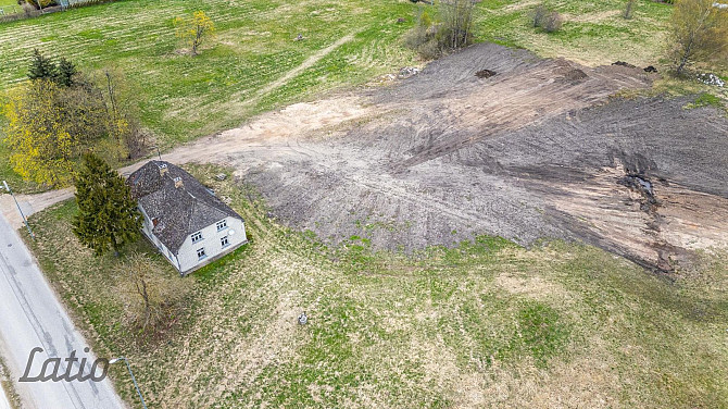 Pārdošanā tiek piedāvāts nekustamais īpašums klusā un zaļā privātmāju apbūves Sigulda - foto 16