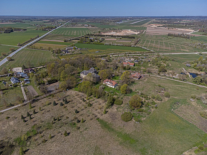 Pārdod Ozolpils muižas kompleksu, kas  atrodas Tukuma novada Smārdes pagastā. Muiža izvietota pagast Тукумс и район - изображение 4