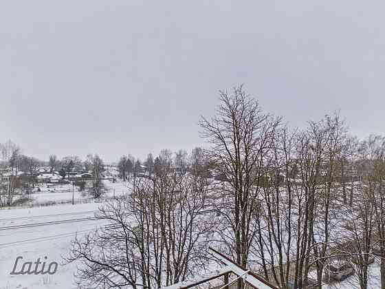 Pārdošanā 3 istabu dzīvoklis. Tiek piedāvāts gaišs un funkcionāli plānots dzīvoklis ar labu potenciā Olaine