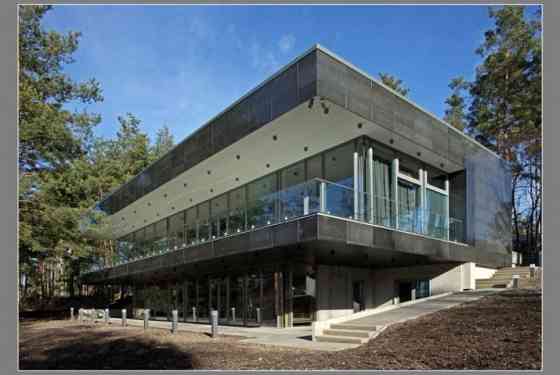 Эксклюзивная резиденция на первой линии у озера Балтэзерс   Двухэтажная частная Ādažu novads