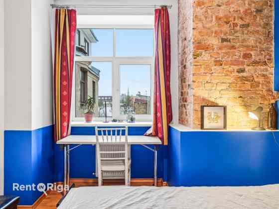 Предлагаем приобрести светлую и функциональную 2-комнатную квартиру в центре Рига