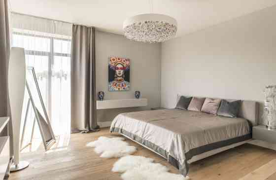 Сдаётся в аренду уникальная пентхаус-квартира с 4 террасами в жилом комплексе Zalves Рига