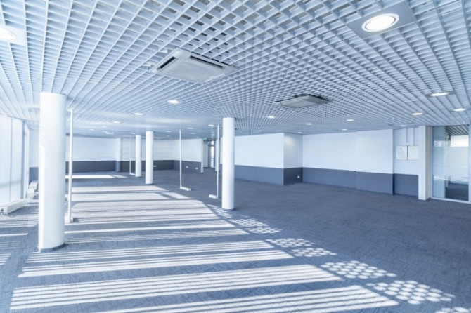 Nomai tiek piedāvāts jauns 500 m2 plašs birojs, kas aizņem visu ēkas 4. stāvu.   Šobrīd Rīga - foto 5