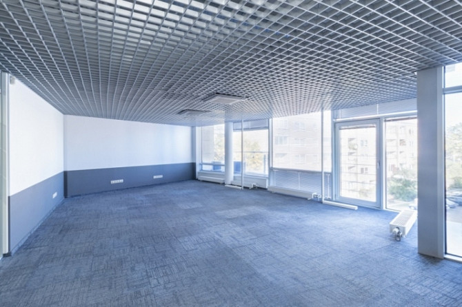 Nomai tiek piedāvāts jauns 500 m2 plašs birojs, kas aizņem visu ēkas 4. stāvu.   Šobrīd Rīga - foto 7