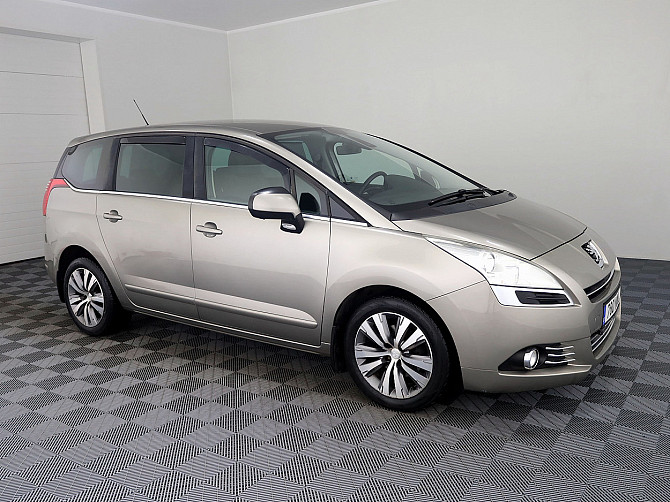 Peugeot 5008 Elegance ATM 1.6 115kW Tallina - foto 1