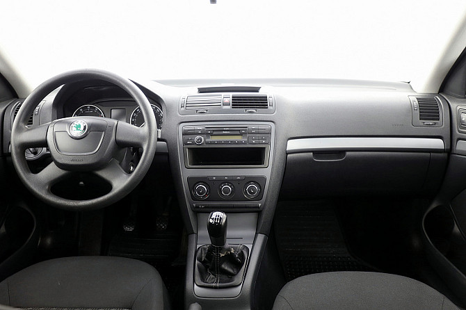 Skoda Octavia Comfortline Facelift 1.2 77kW Tallina - foto 5