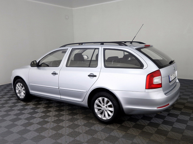 Skoda Octavia Comfortline Facelift 1.2 77kW Tallina - foto 4