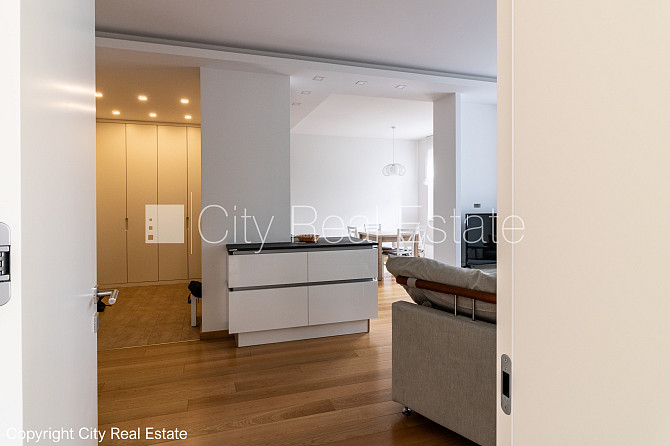 Земля в собственности, новостройка, благоустроенный озеленённый двор, закрытый Юрмала - изображение 10