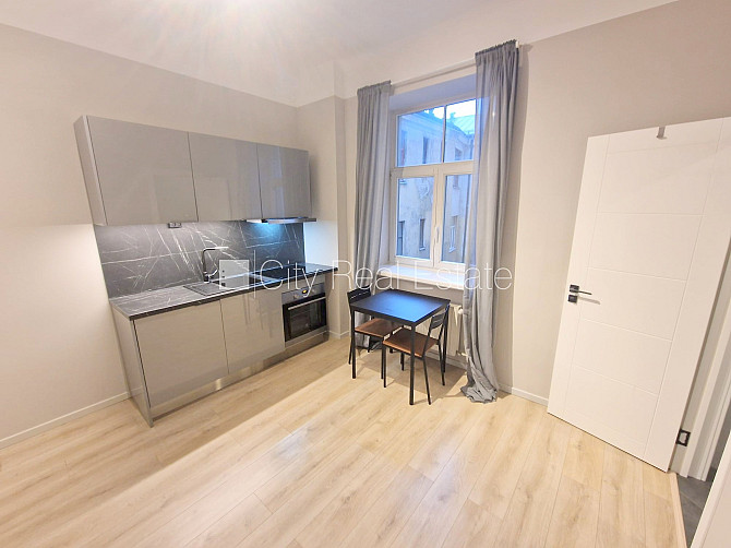 Pagalma ēka, renovēta māja, slēgts pagalms, apsargāts pagalms, ieeja no ielas, ir lifts, Rīga - foto 5