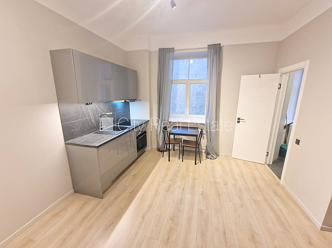 Pagalma ēka, renovēta māja, slēgts pagalms, apsargāts pagalms, ieeja no ielas, ir lifts, Rīga - foto 4