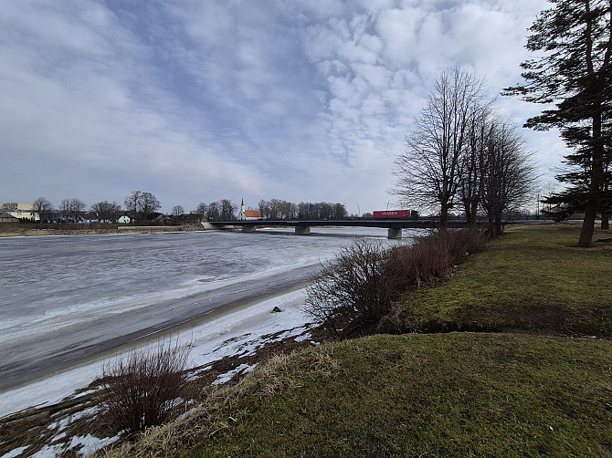 Pārdod zemes gabalu Salacgrīvā pie Salacas upes, 500 m no jūras!
Adrese: Rīgas iela 2a, Salacgrīva,  Саласпилс - изображение 6
