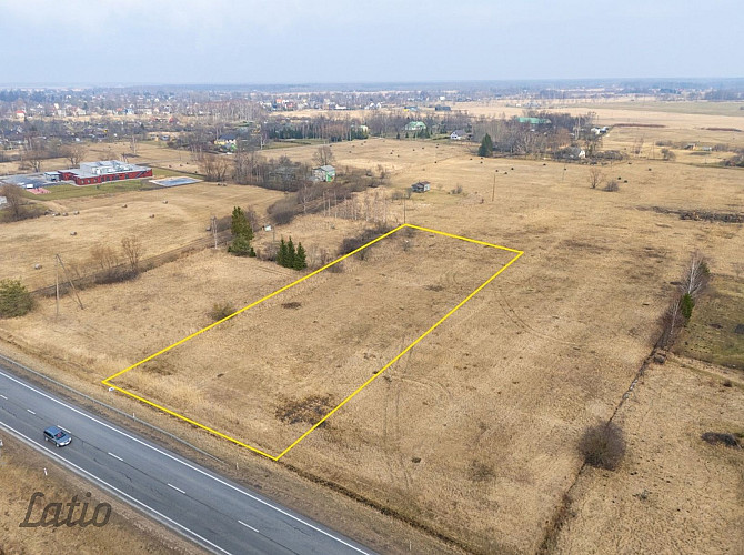 Pārdod zemes gabalu stratēģiski izdevīgā vietā pie A1 šosejas, Salacgrīvā

Tiek pārdots zemes gabals Саласпилс - изображение 11