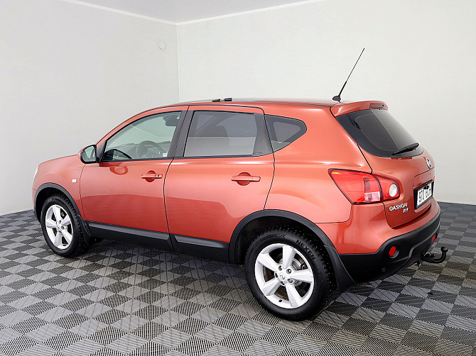 Nissan Qashqai Comfort 4x4 ATM 2.0 dCi 110kW Tallina - foto 4