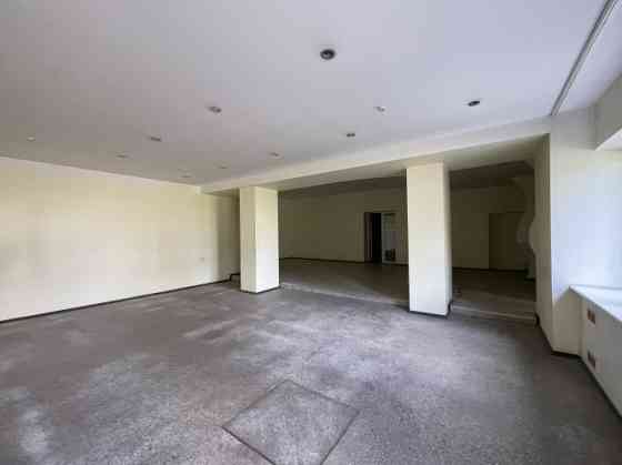 Telpas ražotnei ar PVD. Industriālas teritorijas bijušās ēdnīcas telpas.   Ieeja no pagalmas daļas,  Rīga