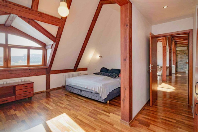 Ekskluzīvs penthauss Vecrīgas sirdī.  Tiek pārdots divu līmeņu penthausa dzīvoklis Rīga - foto 7