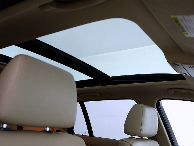 BMW 325 xDrive Executive ATM 3.0 Xi 160kW Таллин - изображение 8