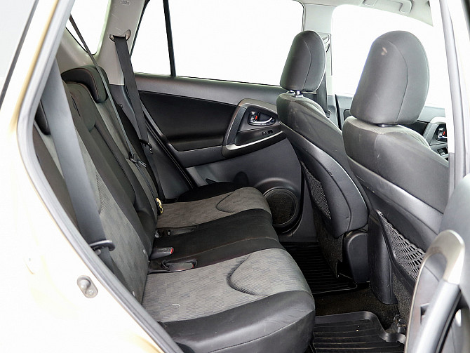 Toyota RAV4 Linea Sol Facelift LPG 2.0 116kW Таллин - изображение 7