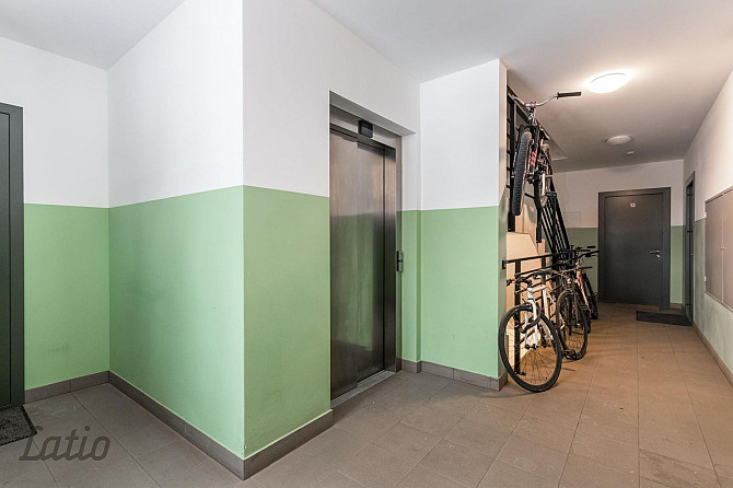 Izīrē gaišu, gaumīgi mēbelētu 2 istabu dzīvokli jaunā projektā pie Ziedoņdārza. Ļoti Rīga - foto 5