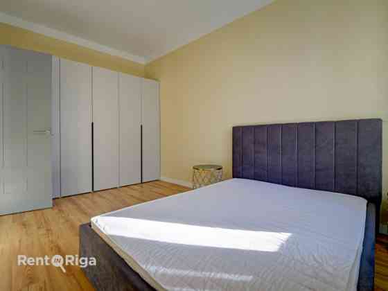 Стильная 2-комнатная квартира в югендстильном доме в центре Риги  Живите там, где Rīga