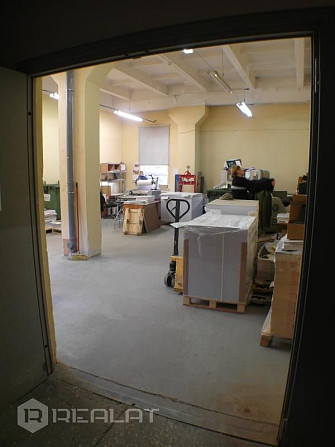 Pārdod biroja telpas klusajā centrā, var izmantot kā dzīvokli. Vieta piemērota birojam. Vieta Rīga - foto 14