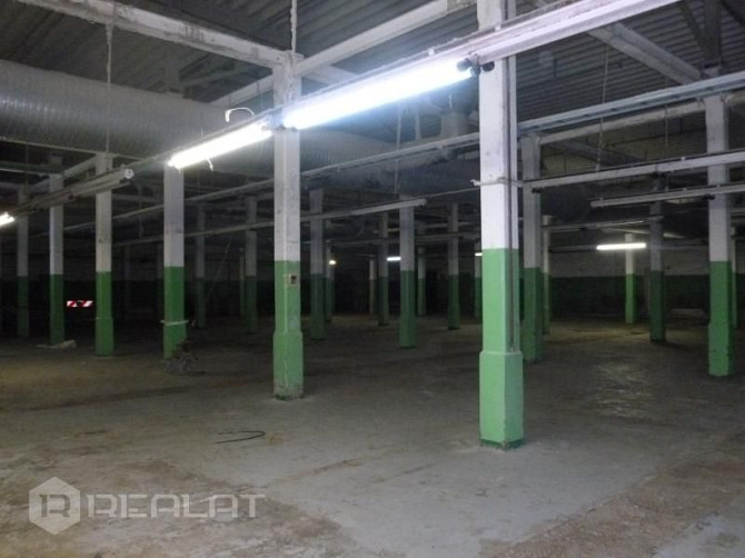 Pārdod biroja telpas klusajā centrā, var izmantot kā dzīvokli. Vieta piemērota birojam. Vieta Rīga - foto 1