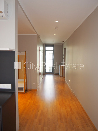 Jaunceltne, fasādes māja, labiekārtota apzaļumota teritorija, bruģēts piebraucamais ceļš, Rīga - foto 10