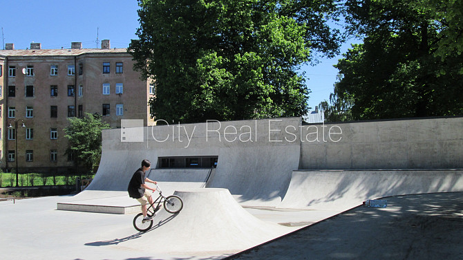 Здание во дворе, реновированный дом, закрытый двор, вход с улицы и со двора, лифт, Рижский район - изображение 20