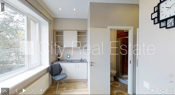 Renovēta māja, labiekārtota apzaļumota teritorija, vieta automašīnai, studio tipa, virtuve Rīga - foto 1