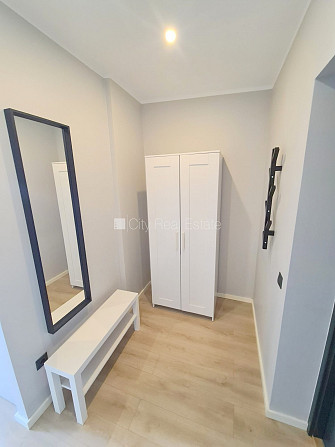 Fasādes māja, renovēta māja, slēgts pagalms, ieeja no ielas un pagalma, kāpņu telpa pēc Rīga - foto 10