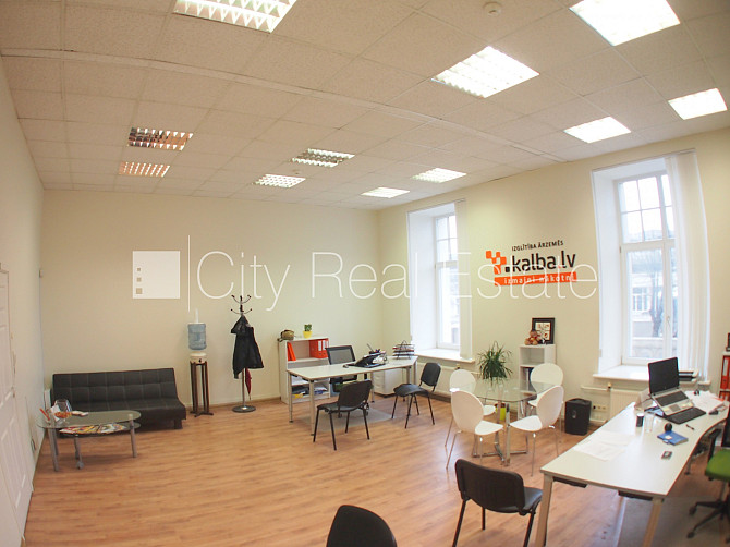 Fasādes māja, renovēta māja, viena kvadrātmetra apsaimniekošanas maksa mēnesī  1,5 EUR, Rīga - foto 3